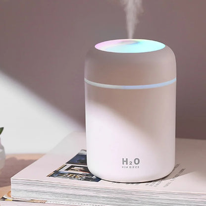 Essential Humidifier, White version, Close Up